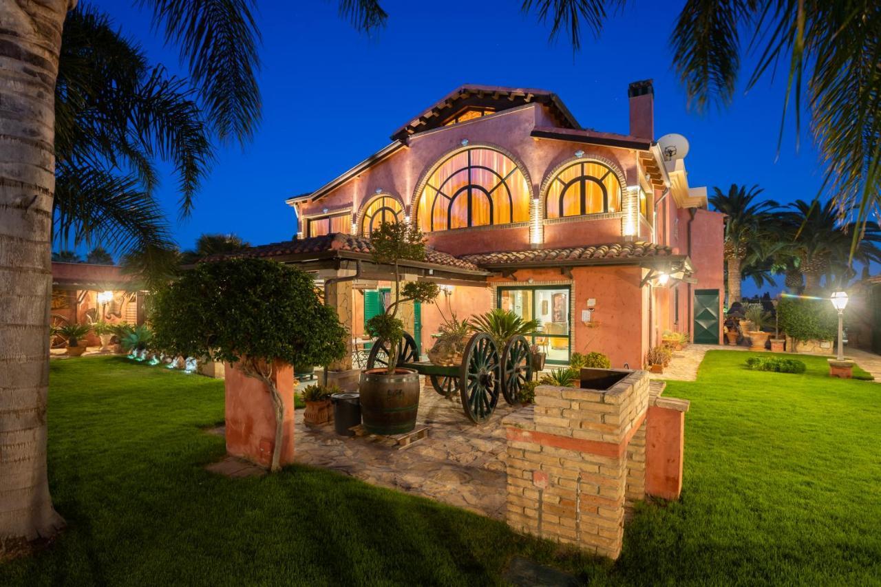 Villa Flumini Флуміні-ді-Кварту Екстер'єр фото