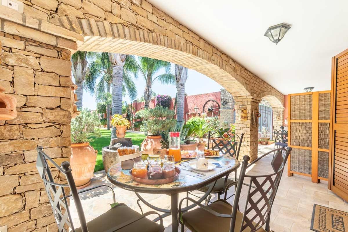 Villa Flumini Флуміні-ді-Кварту Екстер'єр фото