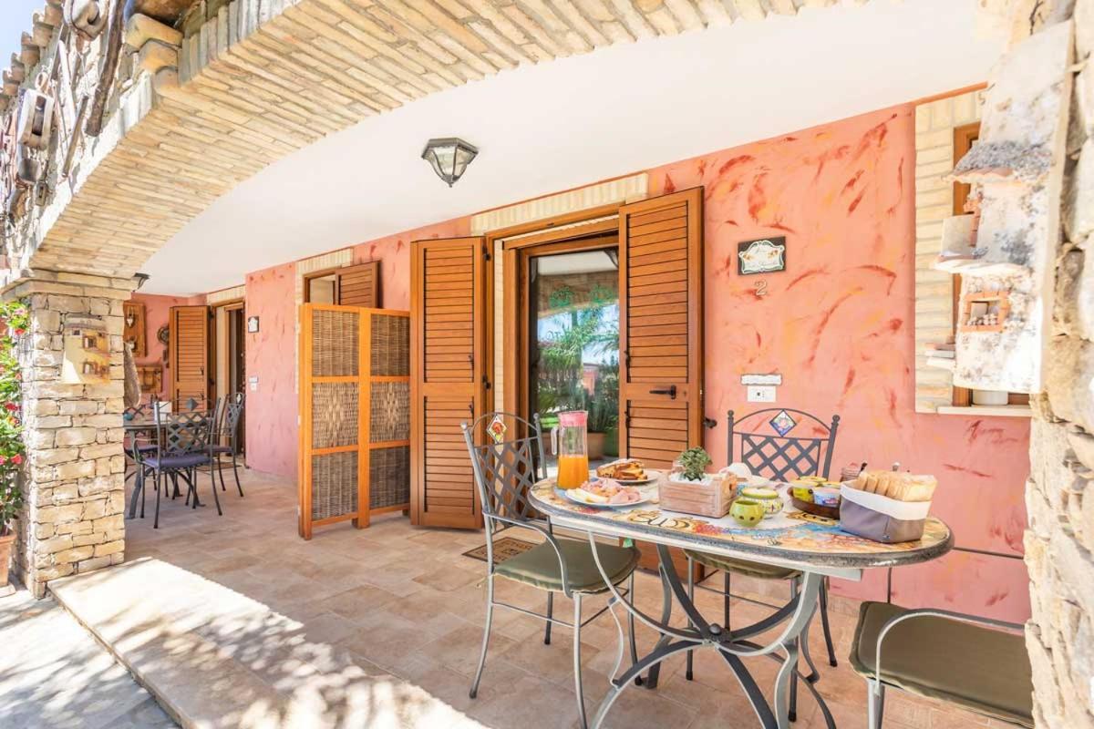 Villa Flumini Флуміні-ді-Кварту Екстер'єр фото