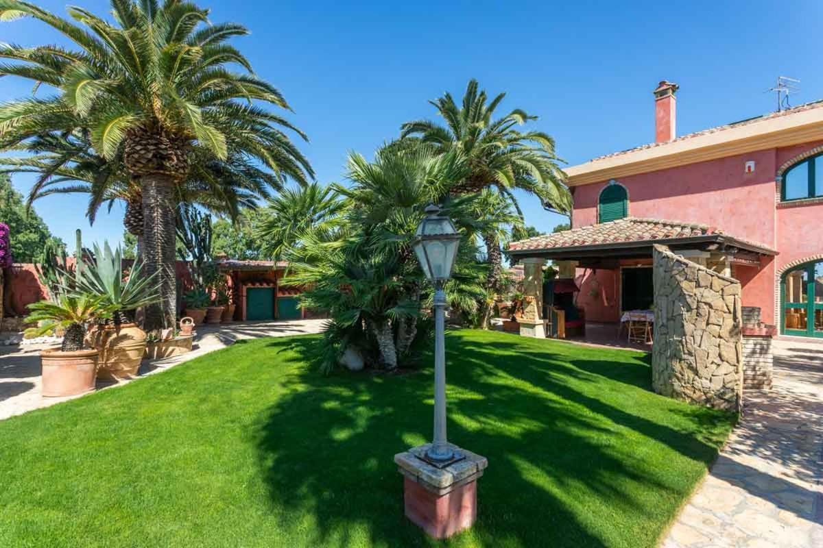 Villa Flumini Флуміні-ді-Кварту Екстер'єр фото