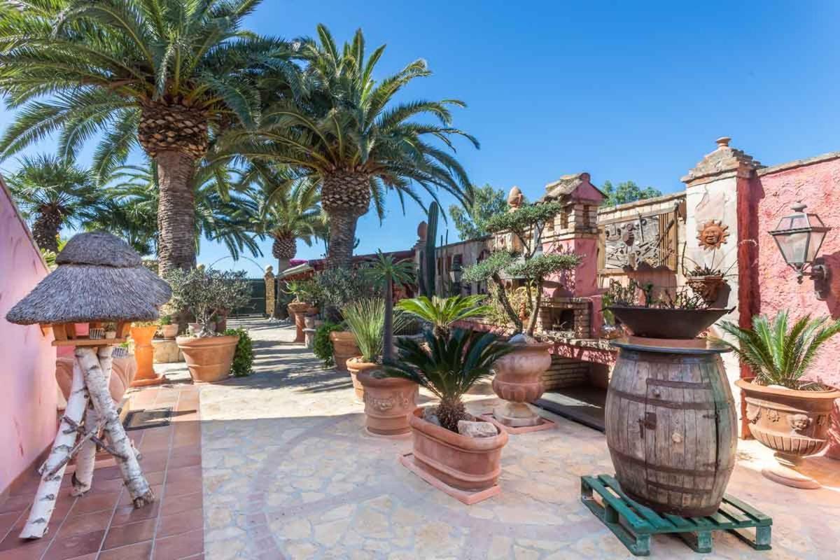 Villa Flumini Флуміні-ді-Кварту Екстер'єр фото